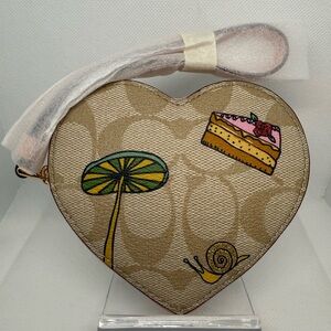 Coach Heart-Shaped Wristlet Signature Canvas Coin Purse with Snacks‎ Print, NWT